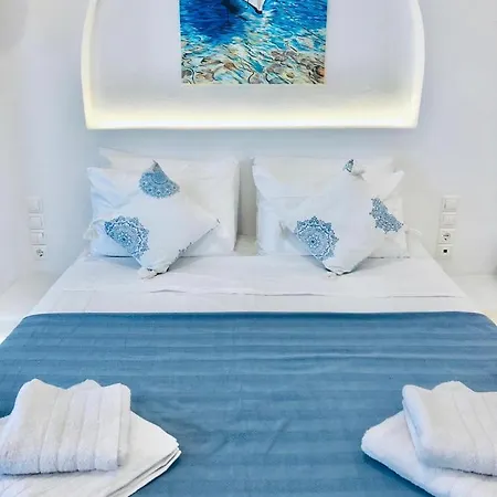 The Three Fishes Apartment