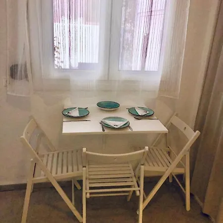 The Three Fishes Apartment